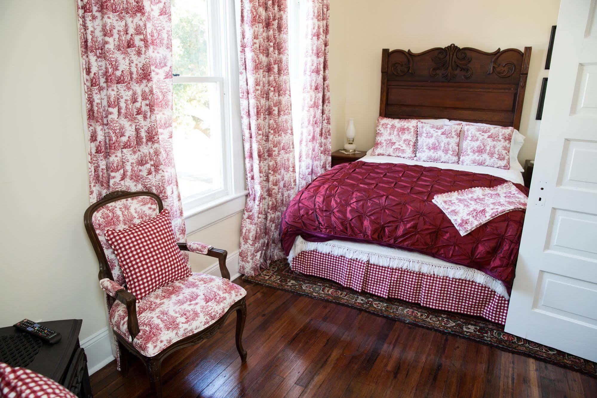 The Guest House At Gulfport Landing Екстер'єр фото